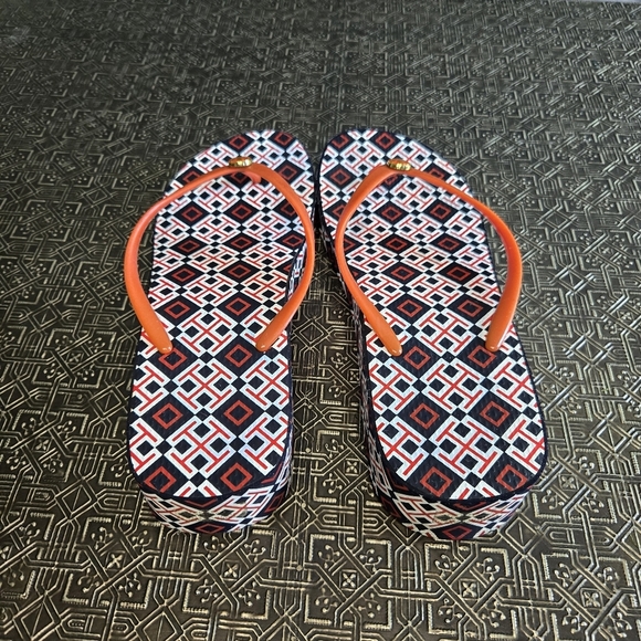 🐢 Tory Burch Thandie Sandals. - Picture 6 of 11